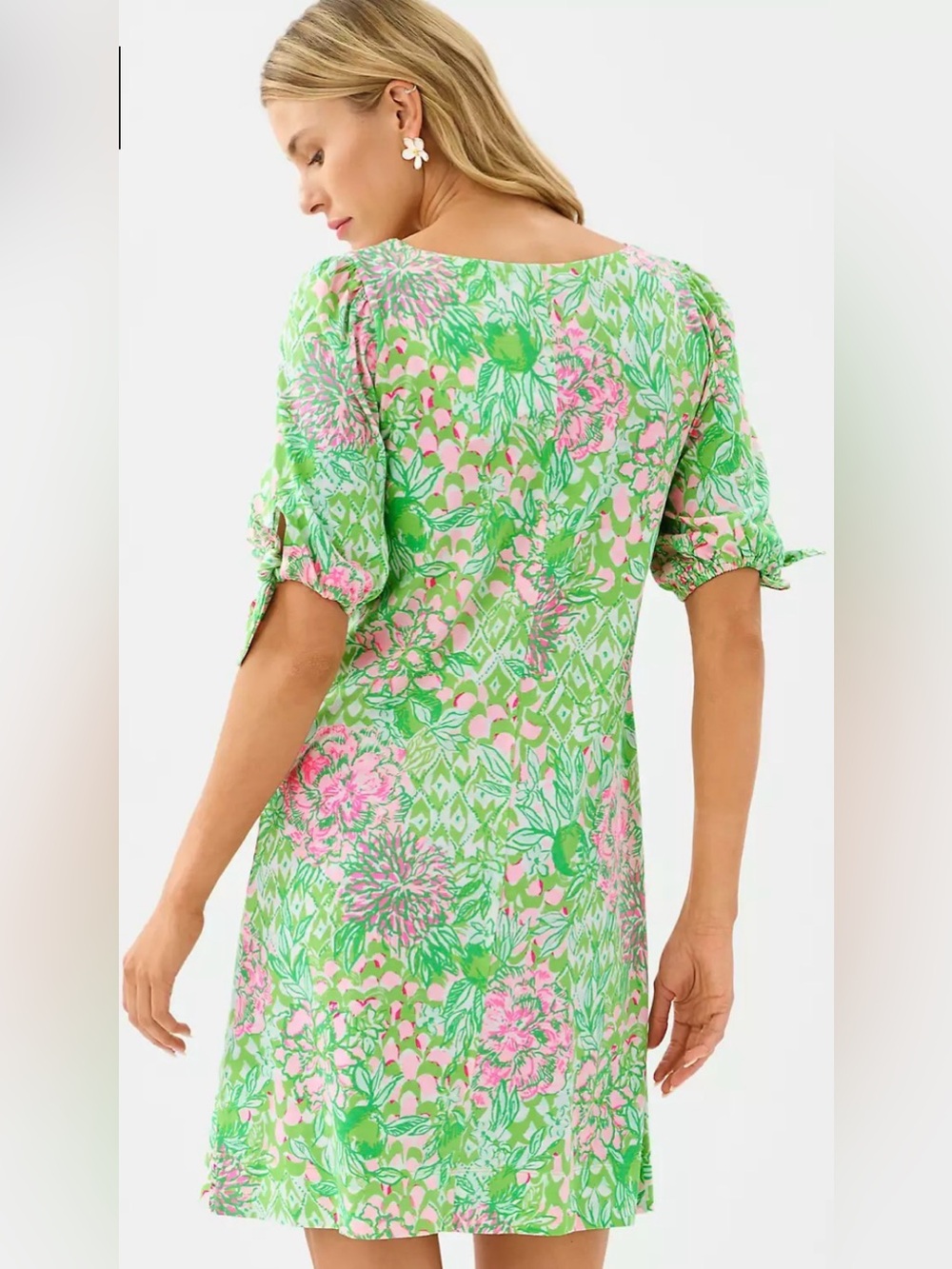 Lilly Pulitzer Easley T-Shirt Dress. Pink & Green Floral v-neck. Stunning 🤩 - Picture 3 of 11